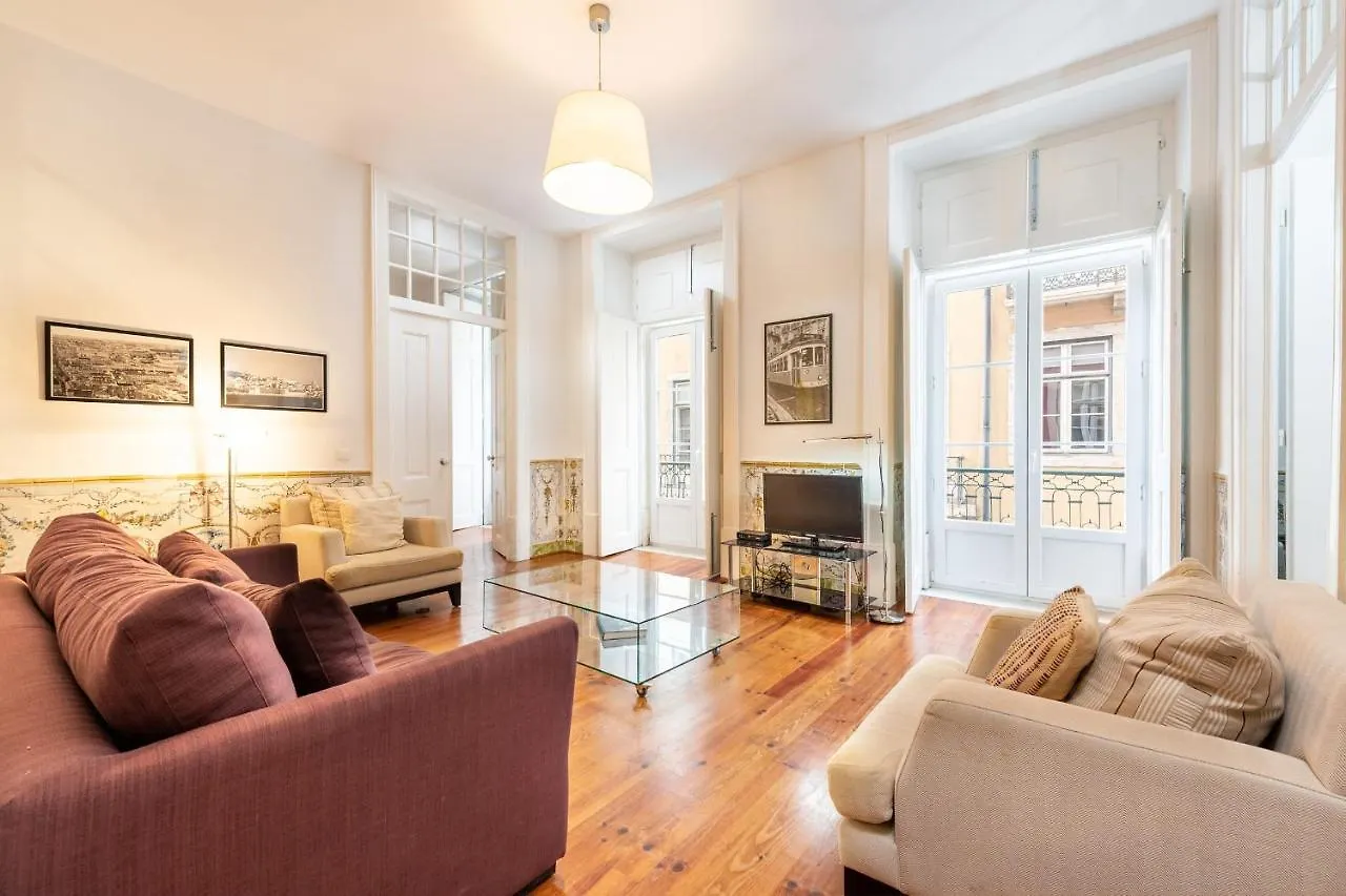 Guestready - Mod-Luxe 2Br Apt Near Cais Das Colunas Lizbona Portugalia
